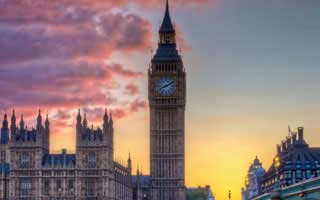 世界杯最后那一下真把人看傻：开云评论区里武汉三镇被越位线一波带走